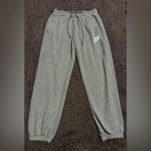 Woman’s Nike Sweatpants
